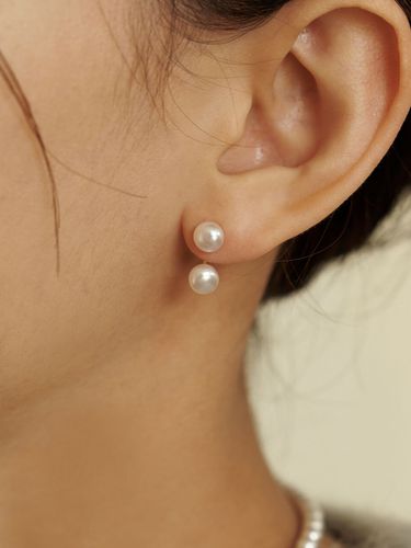 Button Pearl Ear Jacket Earrings - TATIANA - Modalova