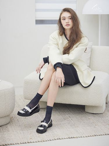 Tomboy Loafer_Black_Cream - BRIANA - Modalova