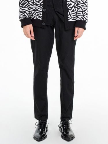 Banding Slacks (Black) - The GREATEST - Modalova