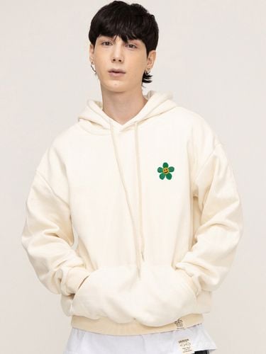 Green Flower Smile Embroidered Hoodie - GRAVER - Modalova