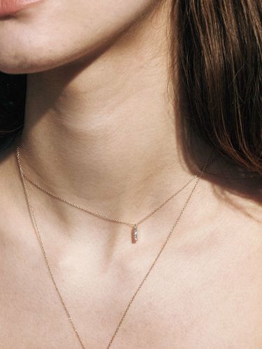 Small Stone Bar Necklace - 3 Colors - THE PART OF - Modalova