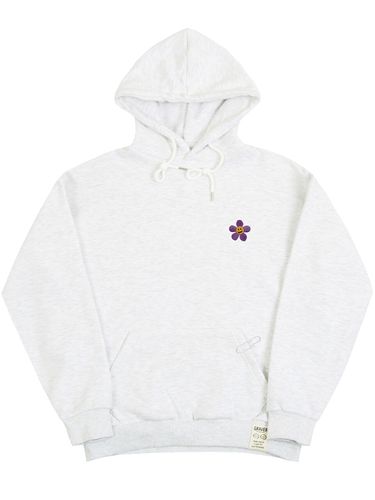 Unisex] Purple Flower Smile Embroidered White Clip Hoodie _ - GRAVER - Modalova