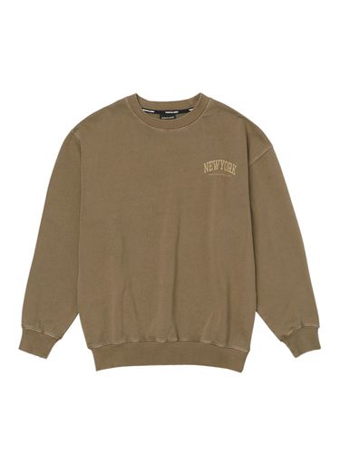 Garment Dyeing Crew Neck Sweatshirt_Olive Green - AKIII CLASSIC - Modalova