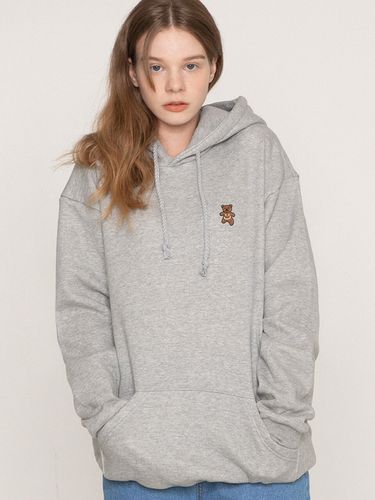 UNISEX] Small Smile Bear Embroidered Hoodie - GRAVER - Modalova