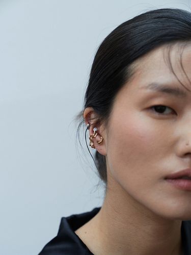 Hyeonk Star Earcuff - HYEON.K - Modalova