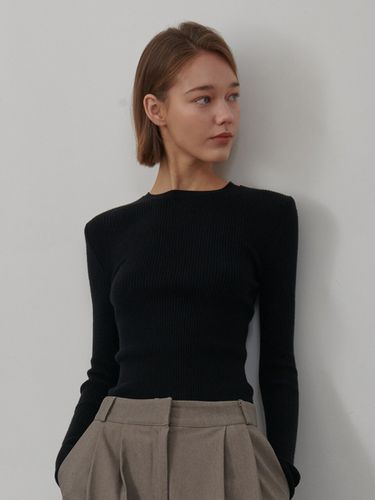 Inner Ribbed Round Knit (Black) - camino - Modalova