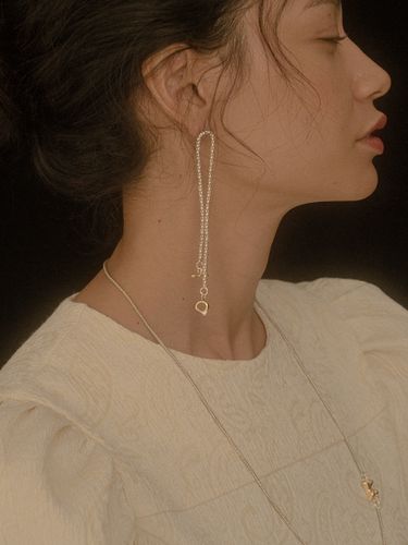 BS Earring - HYEON.K - Modalova