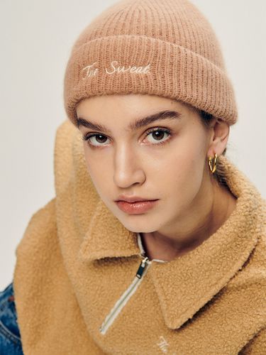 Logo Wool Knit Beanie - CAMEL - The Sweat. - Modalova