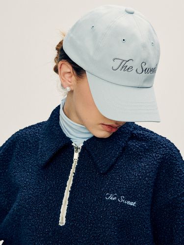 Cursive Logo Cap - LIGHT BLUE - The Sweat. - Modalova