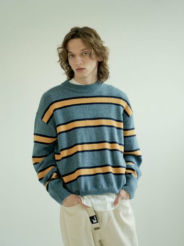 Color Block Striped Knit Sweater - OUT OF TRUNK - Modalova