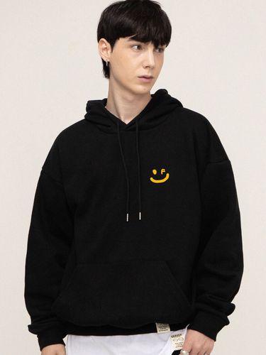 Unisex] Small Drawing Smile Hoodie _ 6 Colors - GRAVER - Modalova