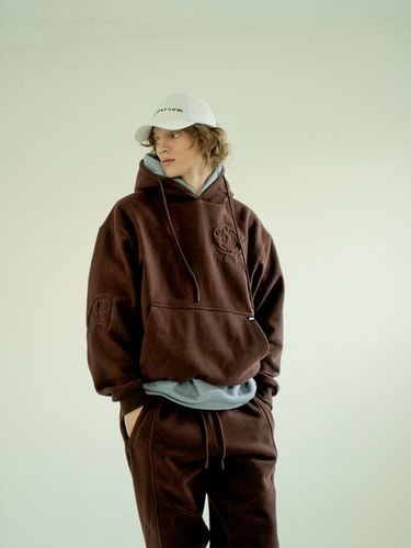 Mutt Character Hoodie _ - OUT OF TRUNK - Modalova