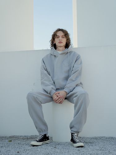 Character Sweat Pants _ Light Grey - OUT OF TRUNK - Modalova