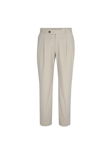 Pintuck Detail Tapered Pants - SOLEW - Modalova