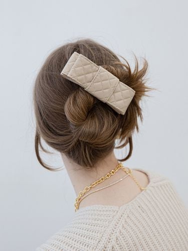 Quilted Square Ribbon Hairpin - Jean Paul Clarisse - Modalova