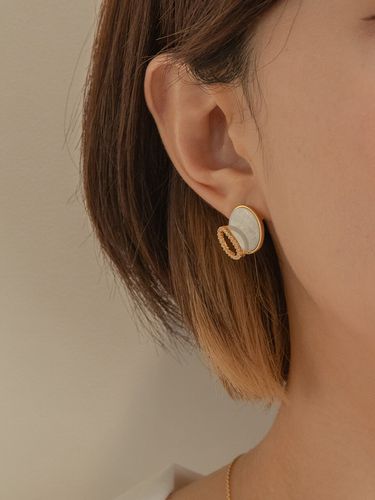 TWO CIRCLE EARRINGS - 2 COLORS - Primaute - Modalova