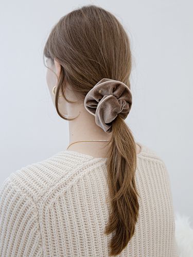 Piping Velvet Scrunchie - Jean Paul Clarisse - Modalova