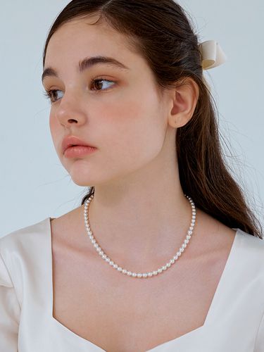 Gradation Swa Pearl Necklace - KINDABABY - Modalova