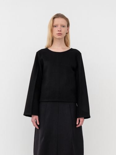 Wool Rolled Sleeves Top (Black) - FINNLEE - Modalova