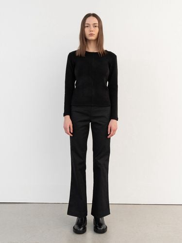 Cotton Flared Kick Pant (Black) - FINNLEE - Modalova