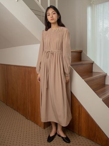 Shirring Romantic Long Dress_Beige - GANISONG - Modalova