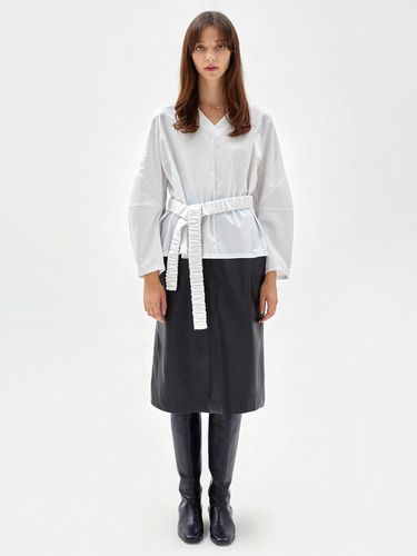 Belted Poplin Top (White) - HAVELESS - Modalova