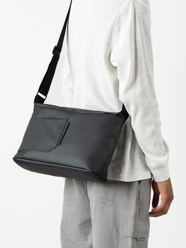 Kepler Shoulder Cross Bag Black - MATHEMATIK - Modalova