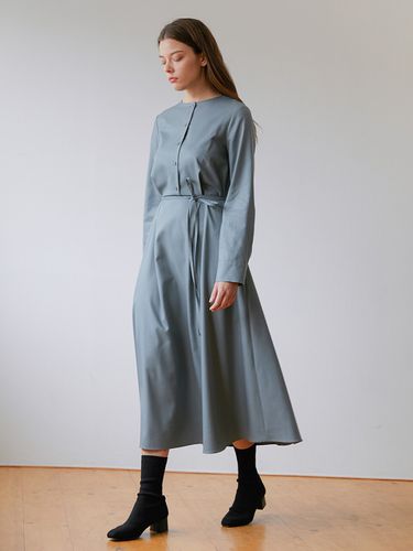 Melia Maxi Dress (Gray) - MODERNABLE - Modalova