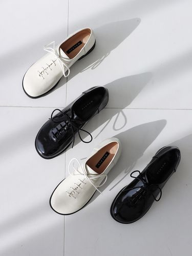 Cring Laceup Loafer_2colors - MOL:pin - Modalova