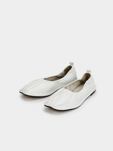 Elle Flats - White - SCOMBER - Modalova