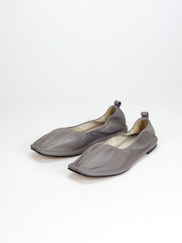 Elle Flats - Mud - SCOMBER - Modalova