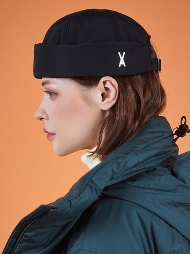 Heavy Padding Stud Watch Cap_Black - VARZAR - Modalova