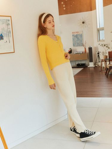 Ribbed Knit Pants (Cream) - kotelo - Modalova