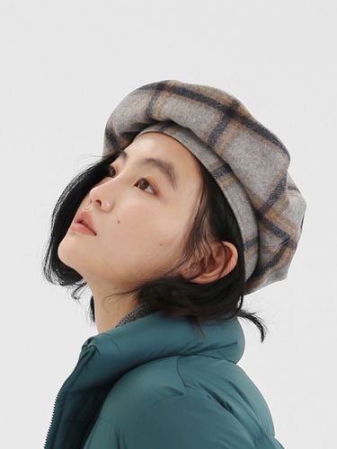 Full Moon Beret_Smokey Grey - UNDERCONTROL STUDIO - Modalova