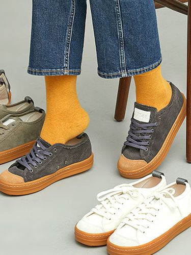 MEN] Superb Corduroy Sneakers - j.daul - Modalova