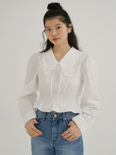 KACK Butterfly Collar Blouse () - REORG - Modalova