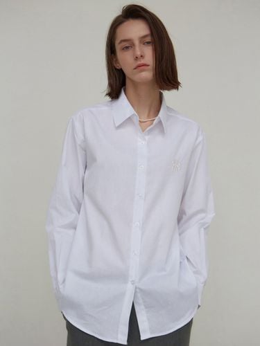 Modern Collar Shirt (White) - NICK&NICOLE - Modalova