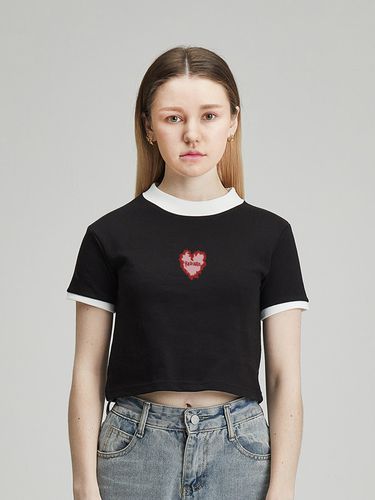 FLUFFY HEART PINK BLACK CROP TOP - RADINEO - Modalova