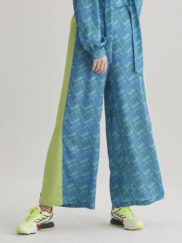 Monogram DTP Pants (Blue) - mimicAWE - Modalova