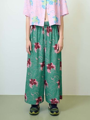 Wild Poppy Trousers - mimicAWE - Modalova