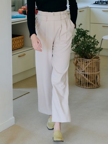 Pleats Belt Slacks (2 Colors) - MONTS - Modalova