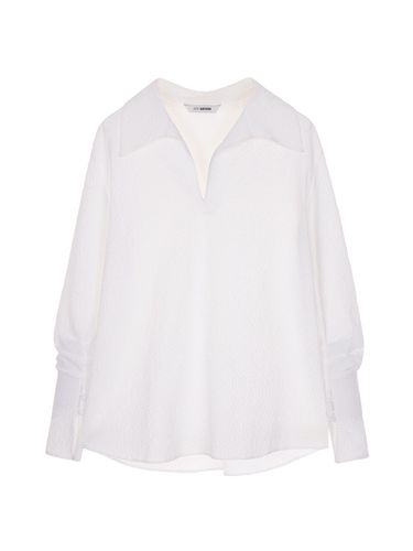 Open Collar Volume Blouse (White) - JOY GRYSON - Modalova