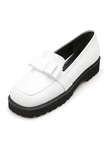 Lara Ribbon Loafers - (AM221088) - amellie - Modalova