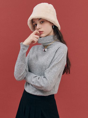 Sleeve Slit Turtleneck Knit_3 Colors - ZEROSTREET - Modalova