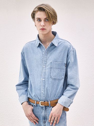 Pocket Denim Shirt _ Light Blue - WAAR FOR MEN - Modalova