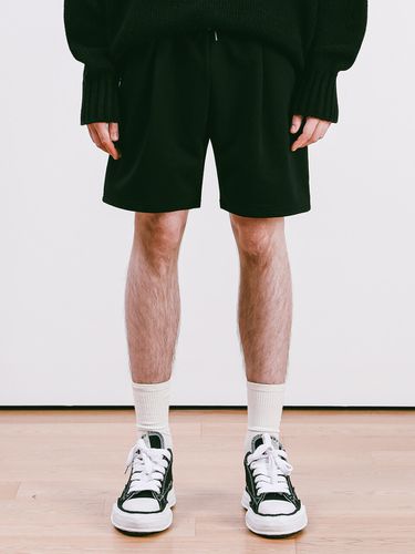 Minimal One Tuck Half Sweat Pants _ - ESN - Modalova