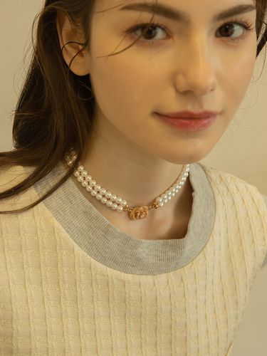 Rose Pearl Necklace - GETMEBLING - Modalova