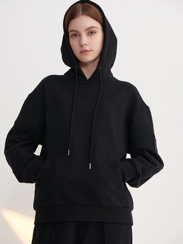 Incision Hoodie (Black) - camino - Modalova