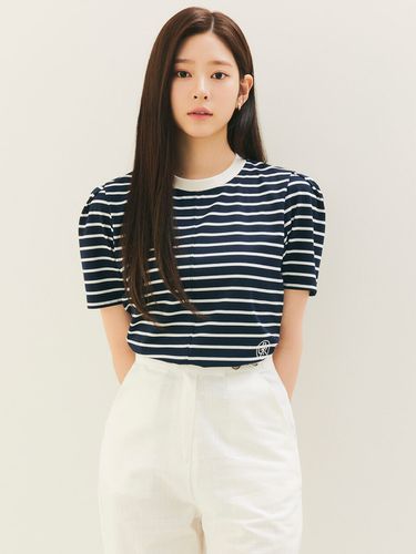 Volume Shoulder Short-sleeved Stripe T-shirt_Navy - CITYBREEZE - Modalova