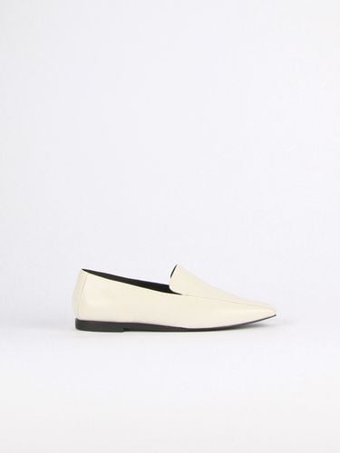 Devona Loafer - blanc sur blanc - Modalova